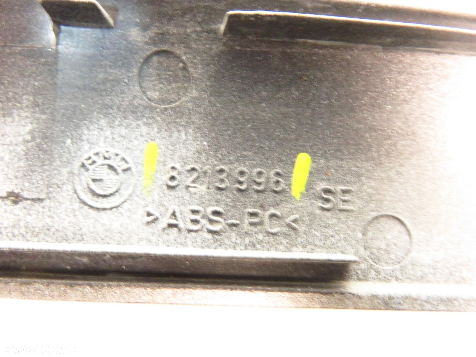 DEKORY  BMW 3 (E46) 8211465 8213996 8213995 - 2