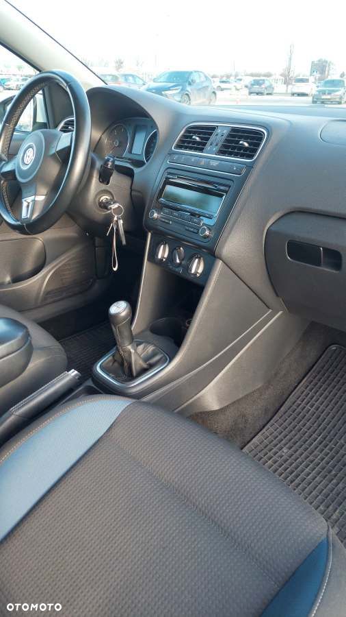 Volkswagen Polo 1.6 TDI Comfortline - 11