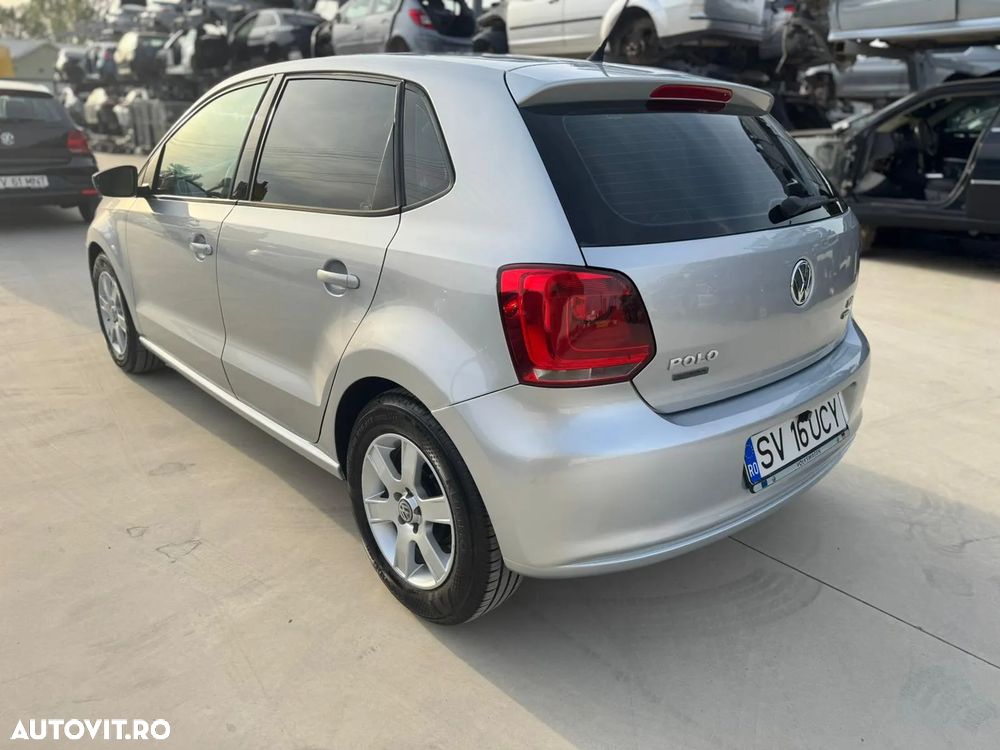 Volkswagen Polo 1.6 TDI Trendline - 6