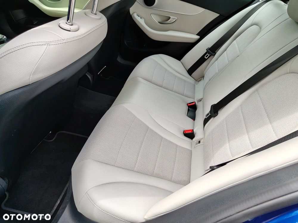 Mercedes-Benz Klasa C - 17