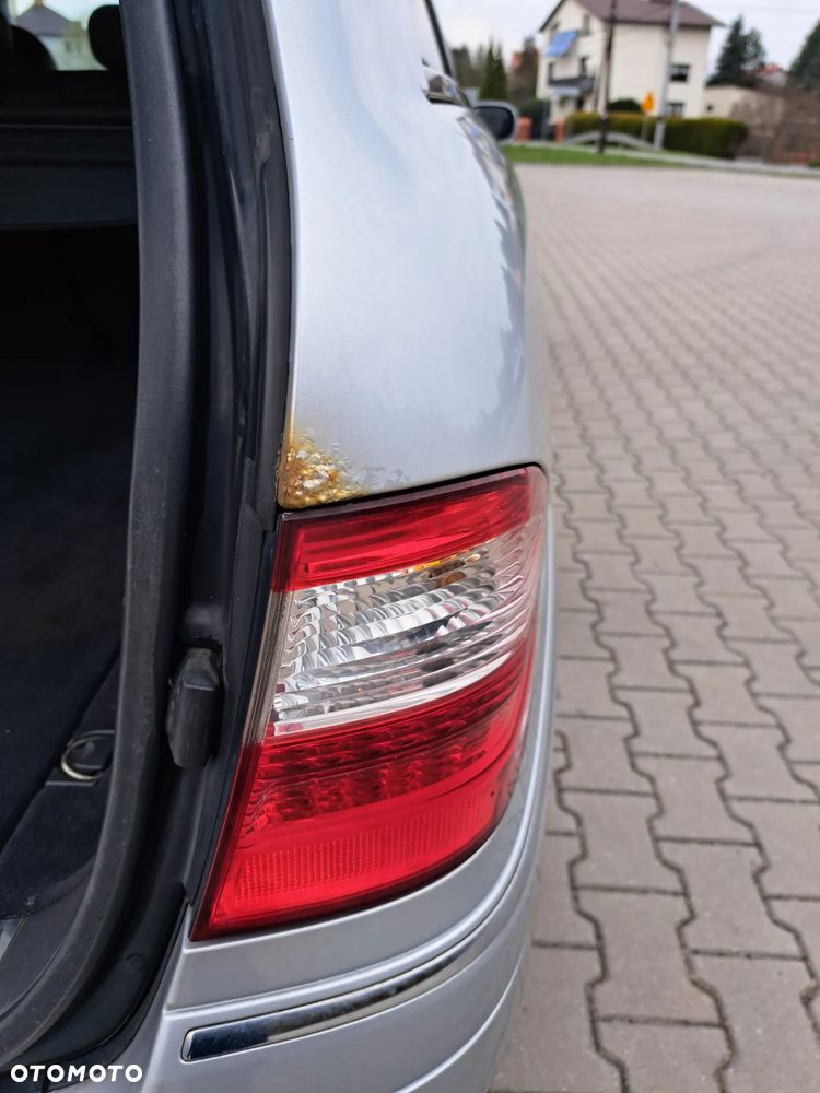 Mercedes-Benz Klasa E - 18