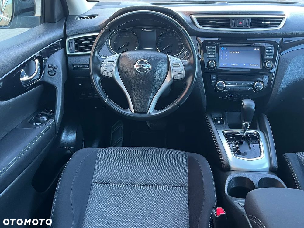 Nissan Qashqai 1.6 DCi Xtronic N-Connecta - 19