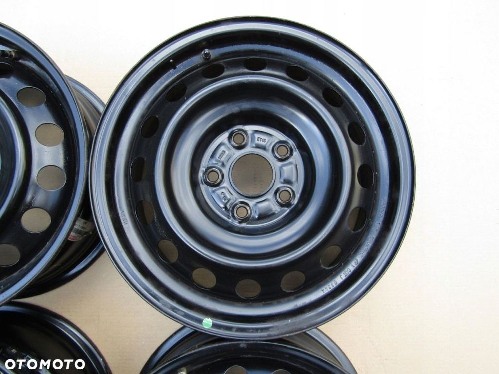 4x Felgi 16 Felgi Toyota Auris Corolla Verso RAV4 6,5j 5x114,3 ET45 - 6