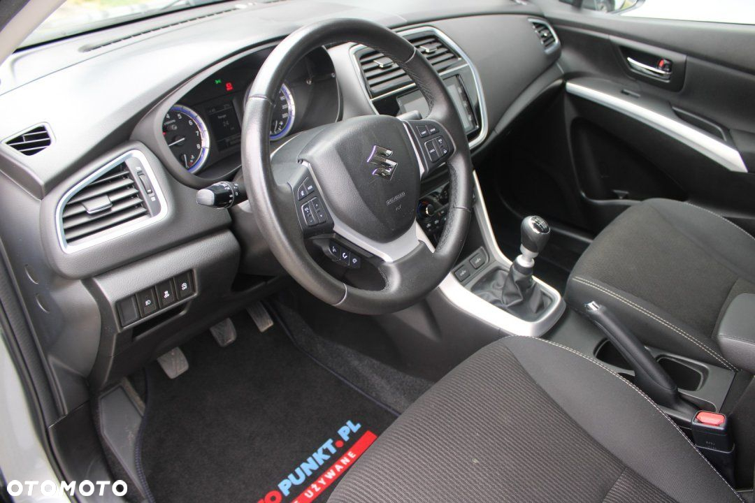 Suzuki SX4 S-Cross - 17