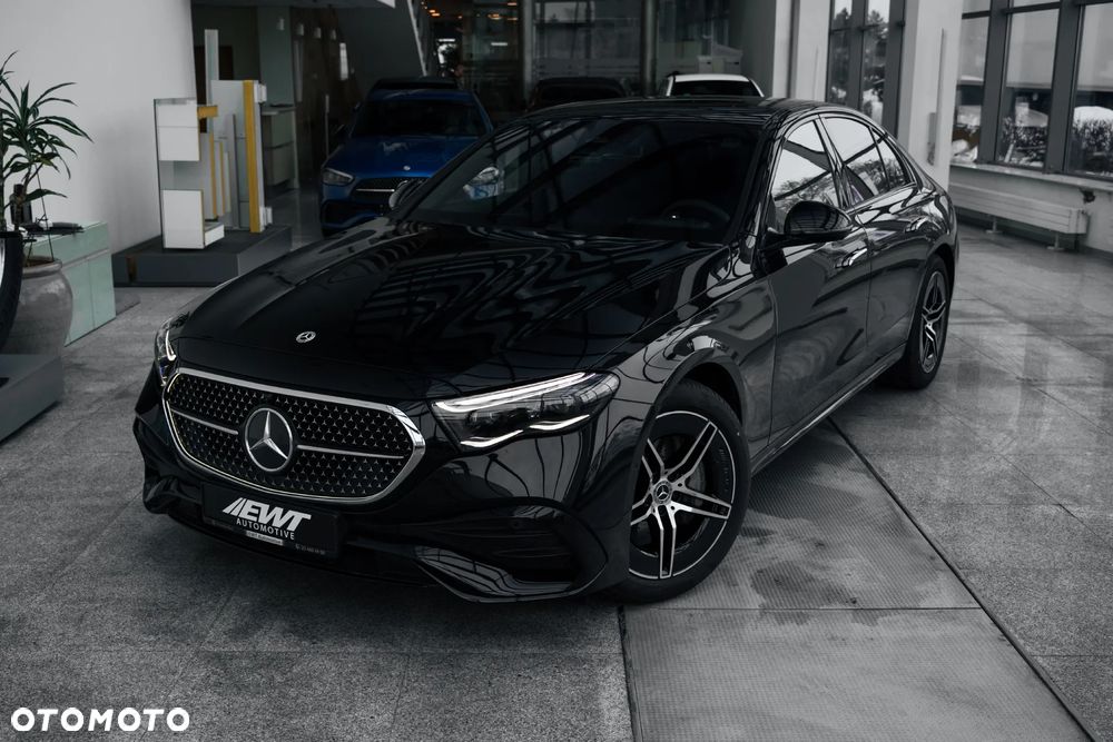 Mercedes-Benz Klasa E 200 mHEV 4-Matic AMG 9G-Tronic - 2