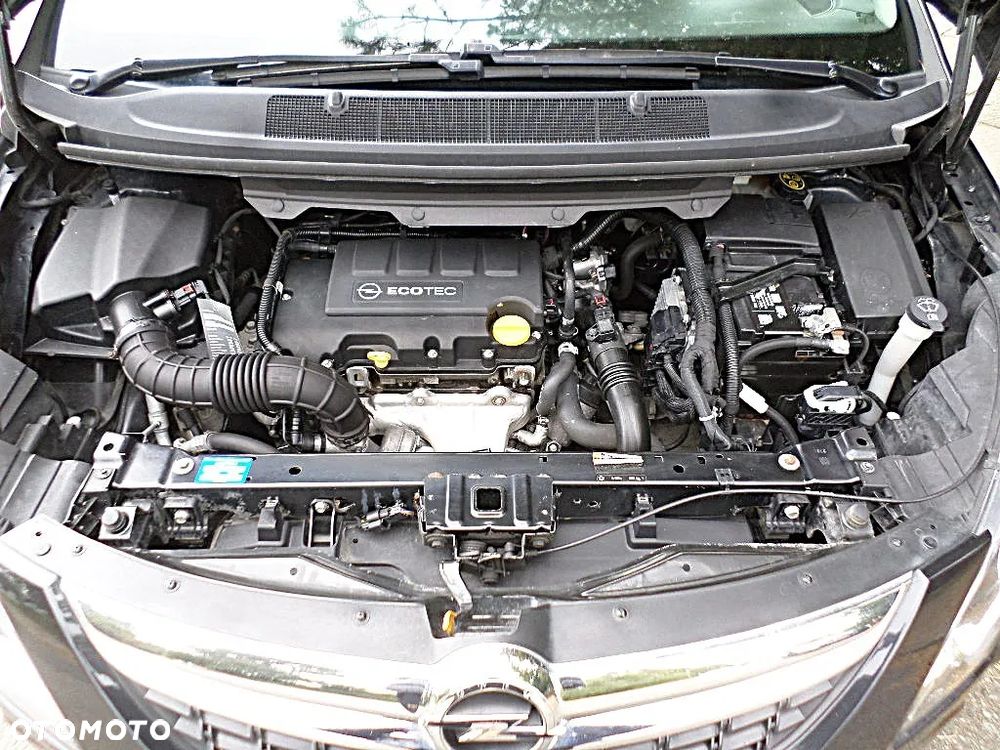 Opel Zafira Tourer 1.4 Turbo Selection - 38