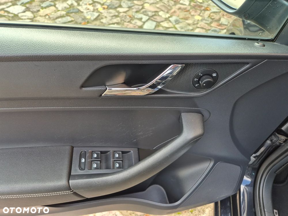 Skoda RAPID 1.2 TSI (Green tec) Joy - 24