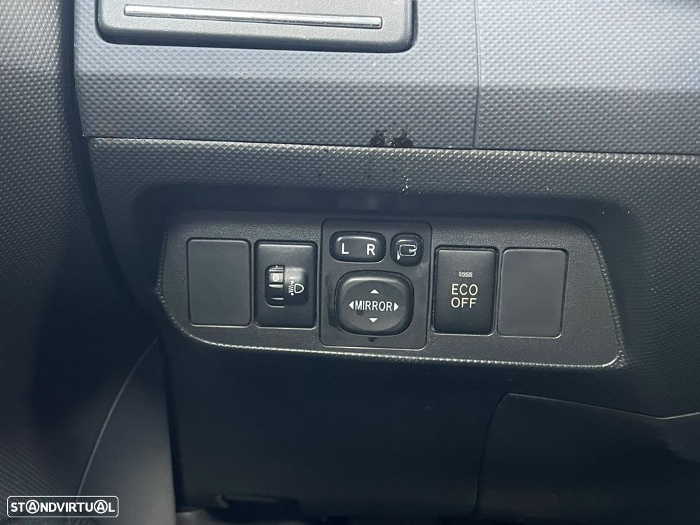 Toyota Auris 1.4 VVT-i AC - 10