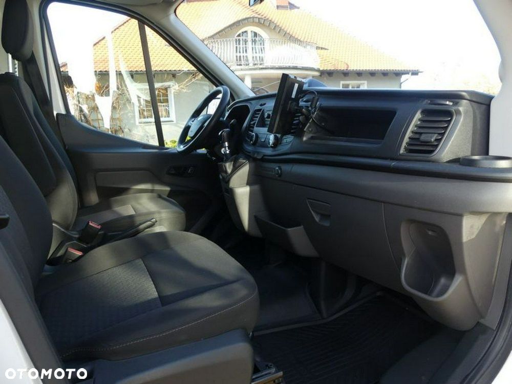 Ford Transit - 8