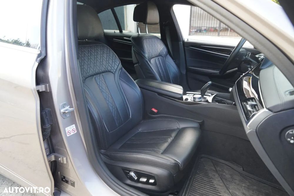 BMW Seria 5 540i xDrive AT - 21