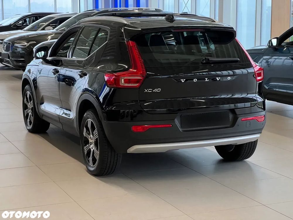 Volvo XC 40 D4 AWD Geartronic Inscription - 7