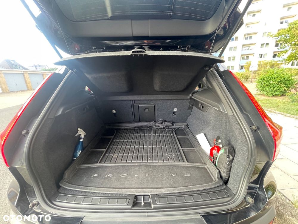 Volvo XC 40 D3 Momentum - 19