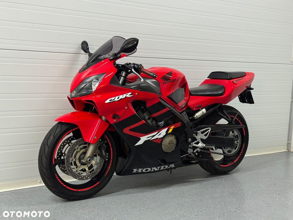 Honda CBR - 16