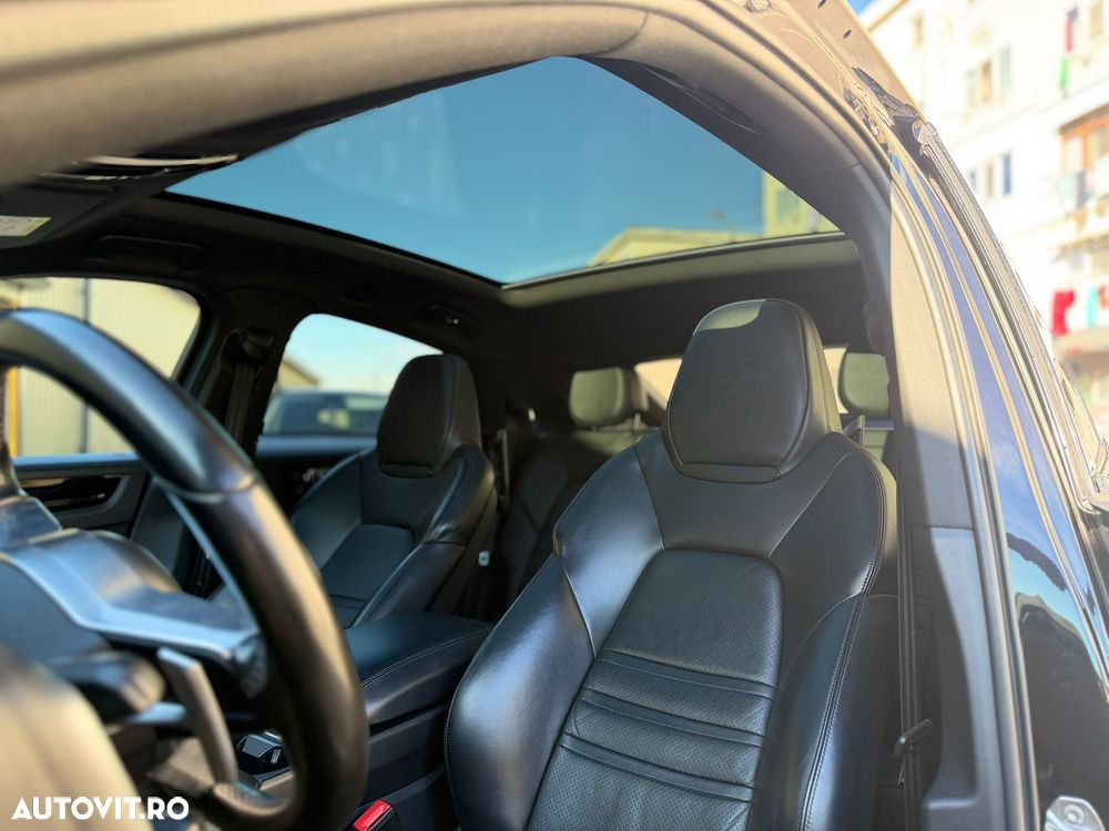 Porsche Cayenne Coupe S - 8