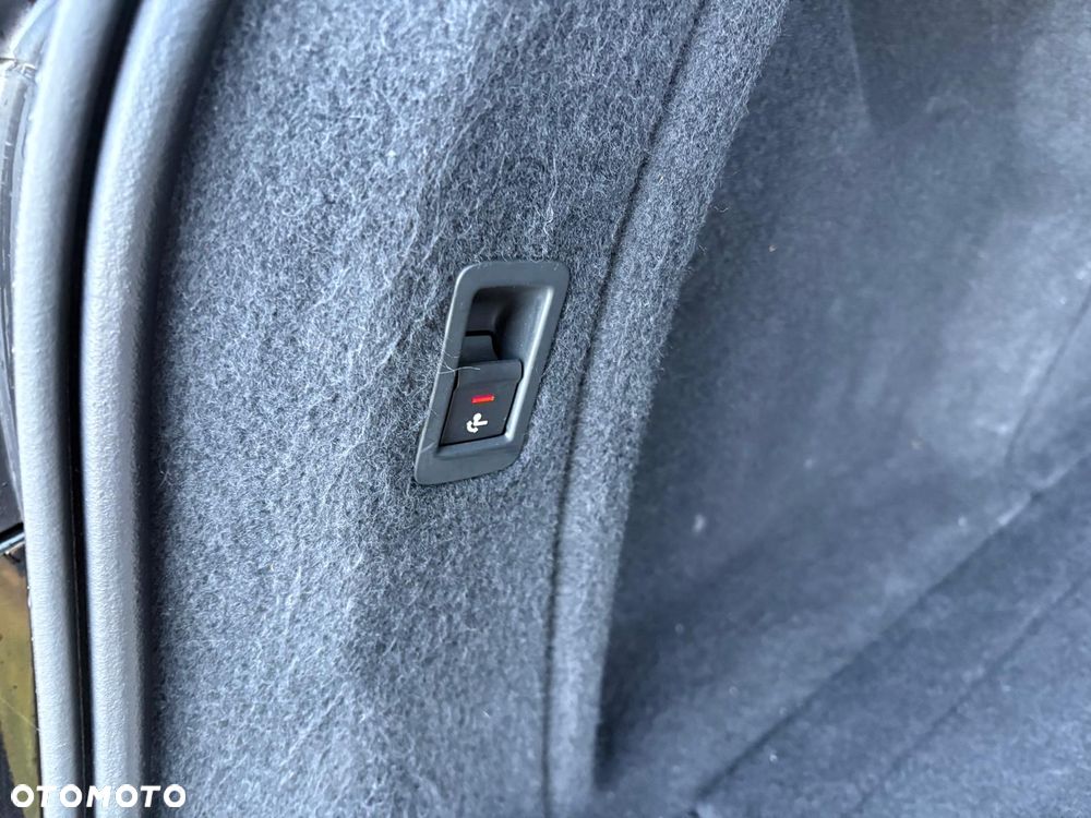 Audi A4 Avant 40 TDI Sport S tronic - 18