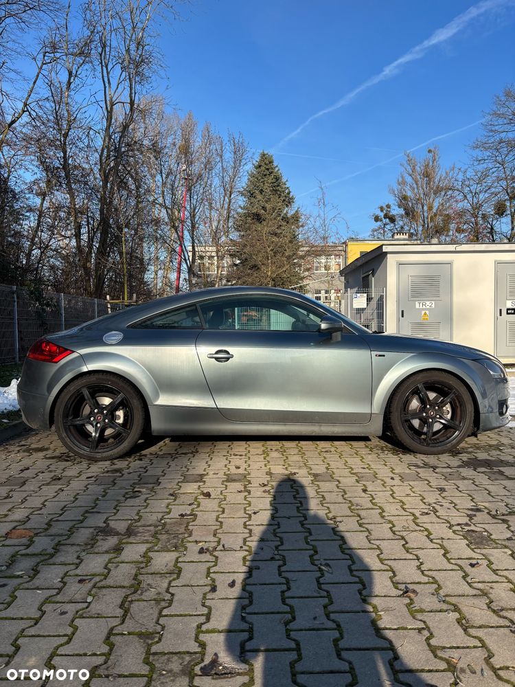 Audi TT Coupé - 4