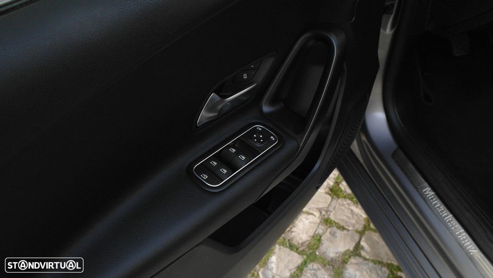 Mercedes-Benz A 180 d Progressive - 34