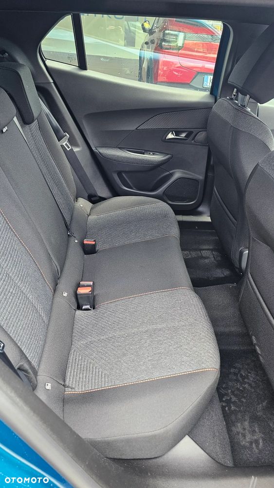 Peugeot 2008 PureTech mHEV Edition e-DCS6 - 6