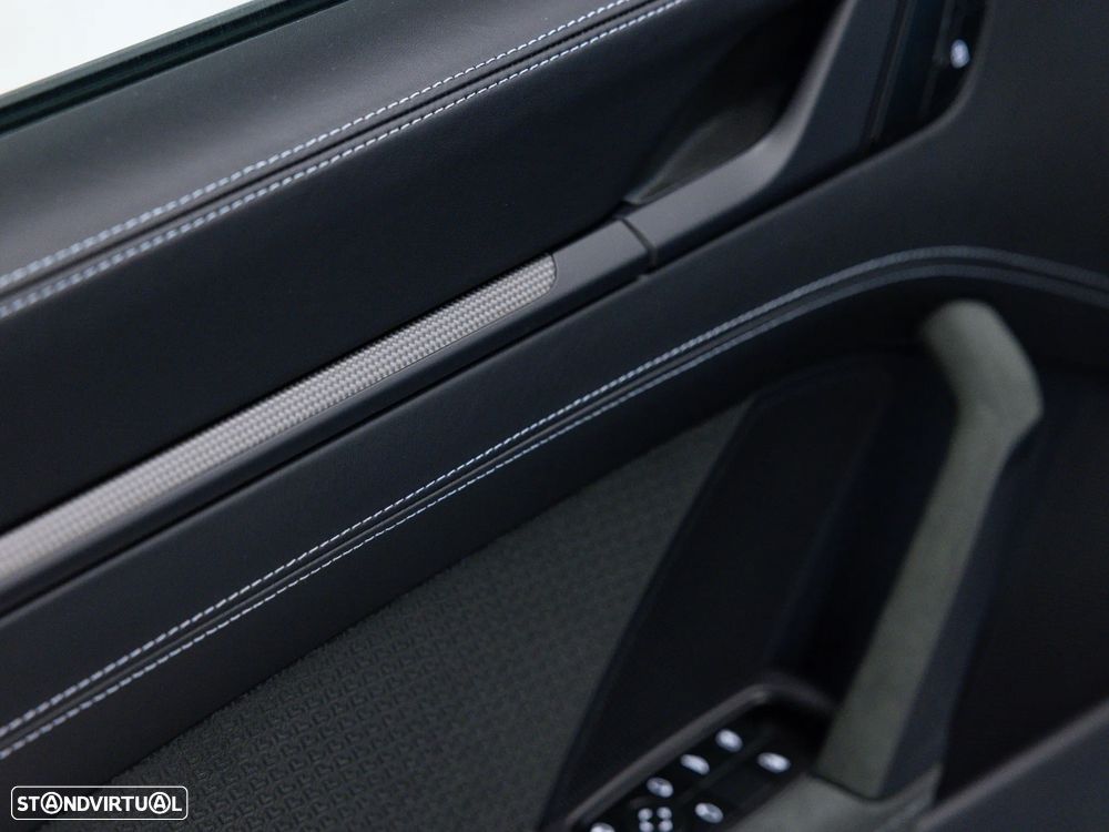 Porsche 911 (992) Carrera GTS - 43