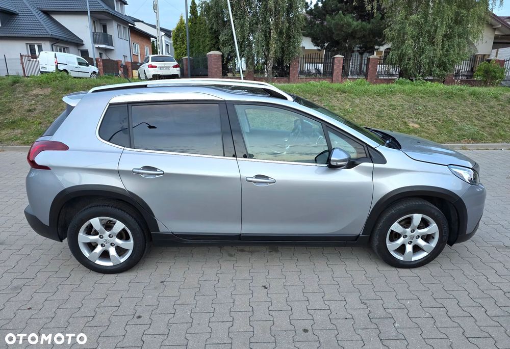 Peugeot 2008 - 9