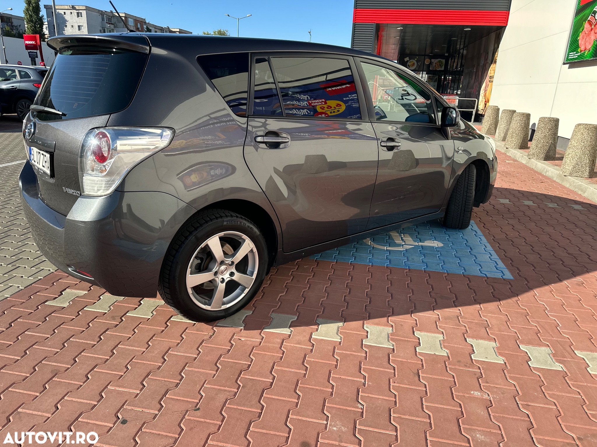 Toyota Verso 2.2 Aut Sol - 5