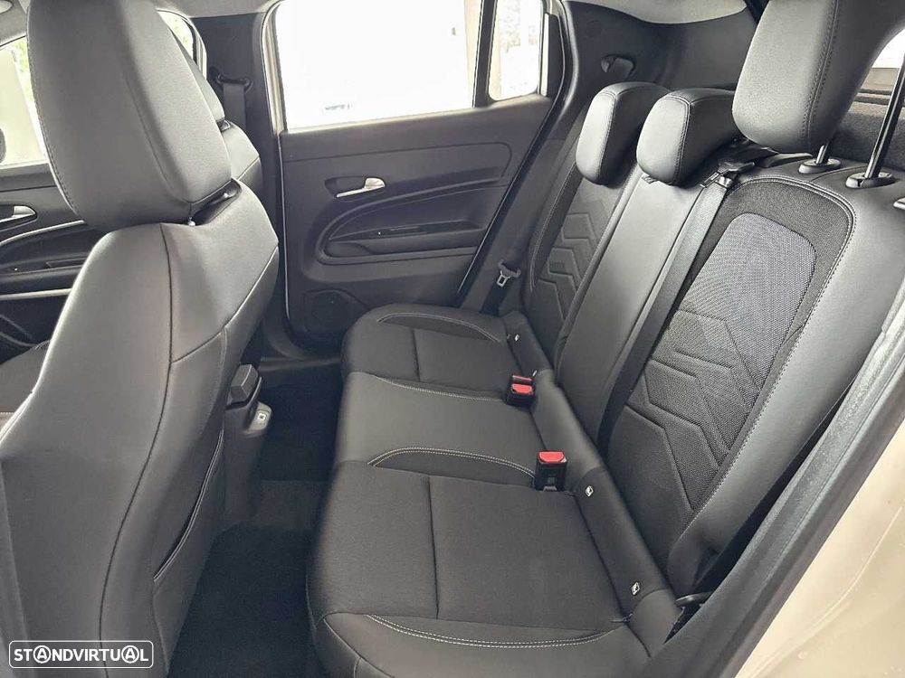 Jeep Avenger 1.2 GSE T3 Altitude - 10