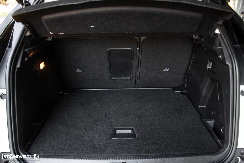 Peugeot 3008 PureTech 130 Stop & Start GPF EAT8 Allure - 27