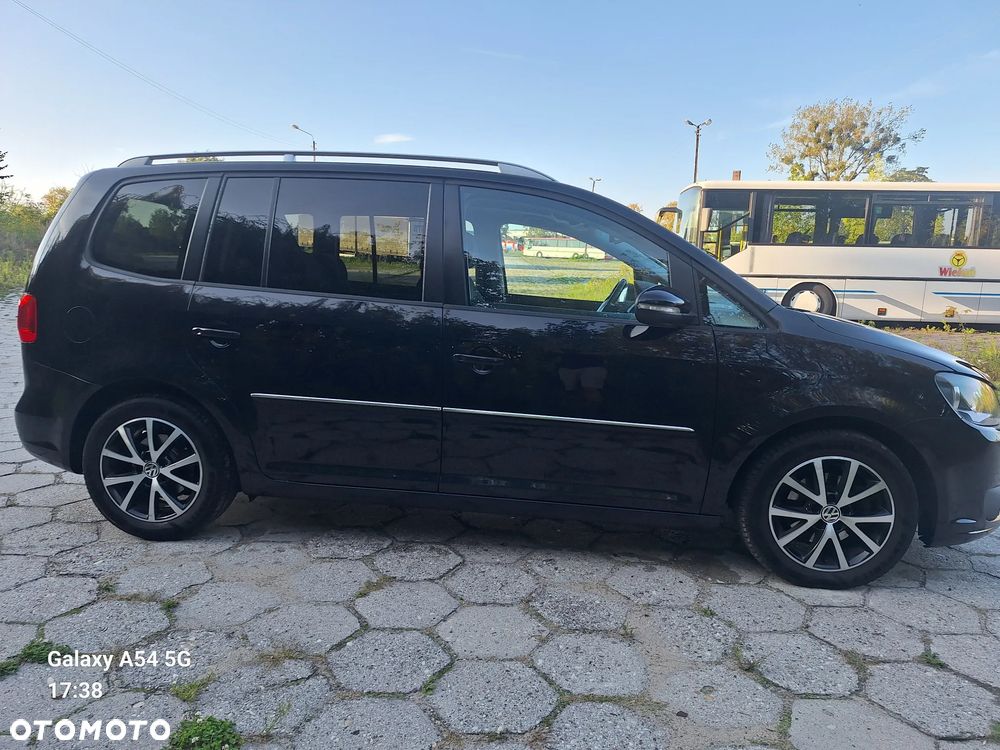 Volkswagen Touran 1.6 TDI DPF BlueMotion Technology Highline - 5