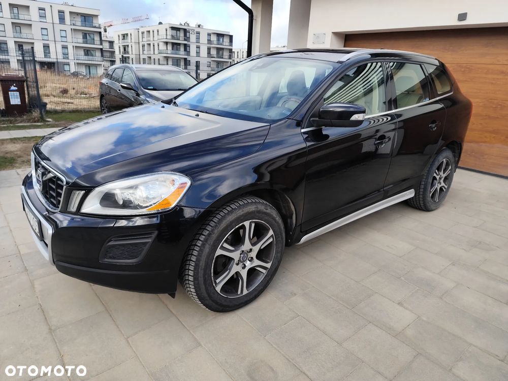 Volvo XC 60 D5 AWD Summum - 4