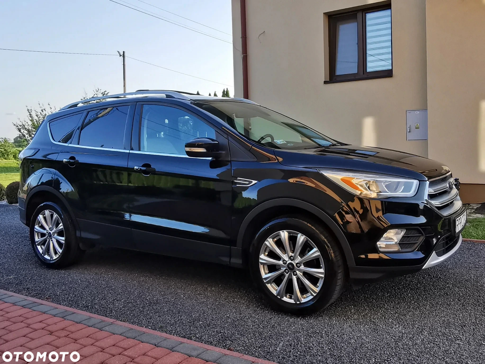 Ford Escape 2.0 EcoBoost AWD Titanium - 10