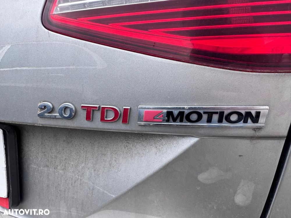 Volkswagen Passat 2.0 TDI DSG 4Motion Highline - 10