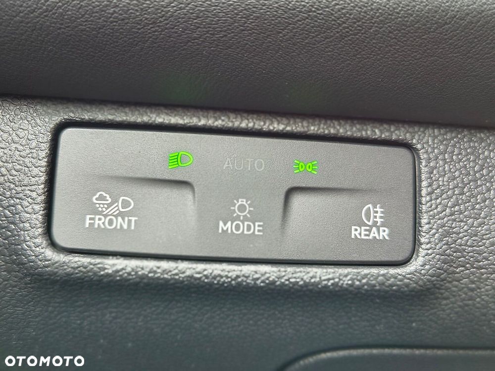 Volkswagen T-Roc - 26