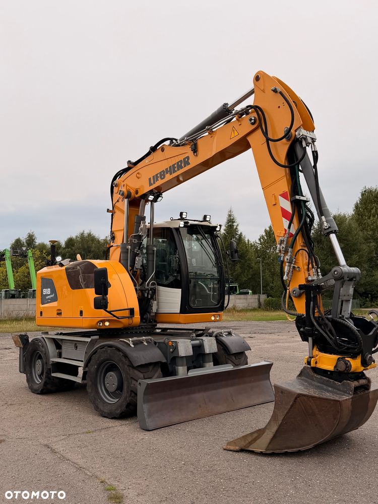 Liebherr A918 Compact - 7
