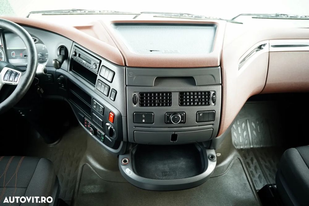 DAF XF 480 / CABINĂ SPATIALĂ / AER CONDIȚIONAT PARCARE / 2018 - 32