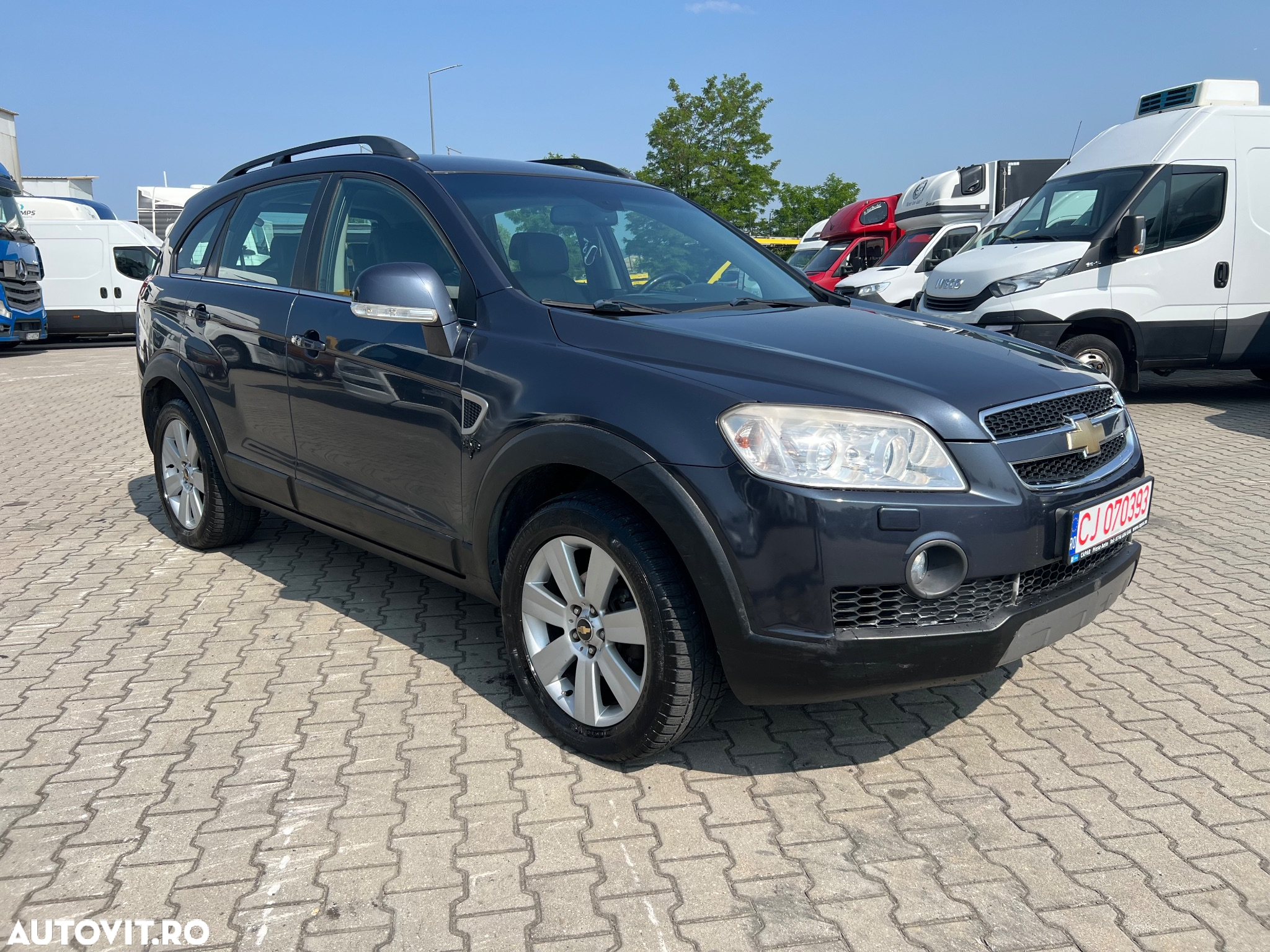 Chevrolet Captiva 2.0 4WD 7 Sitzer Automatik LT - 3