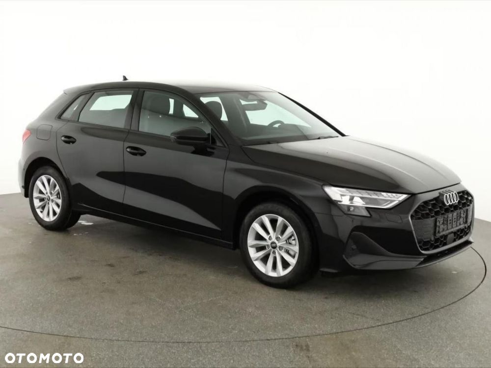 Audi A3 Sportback - 3