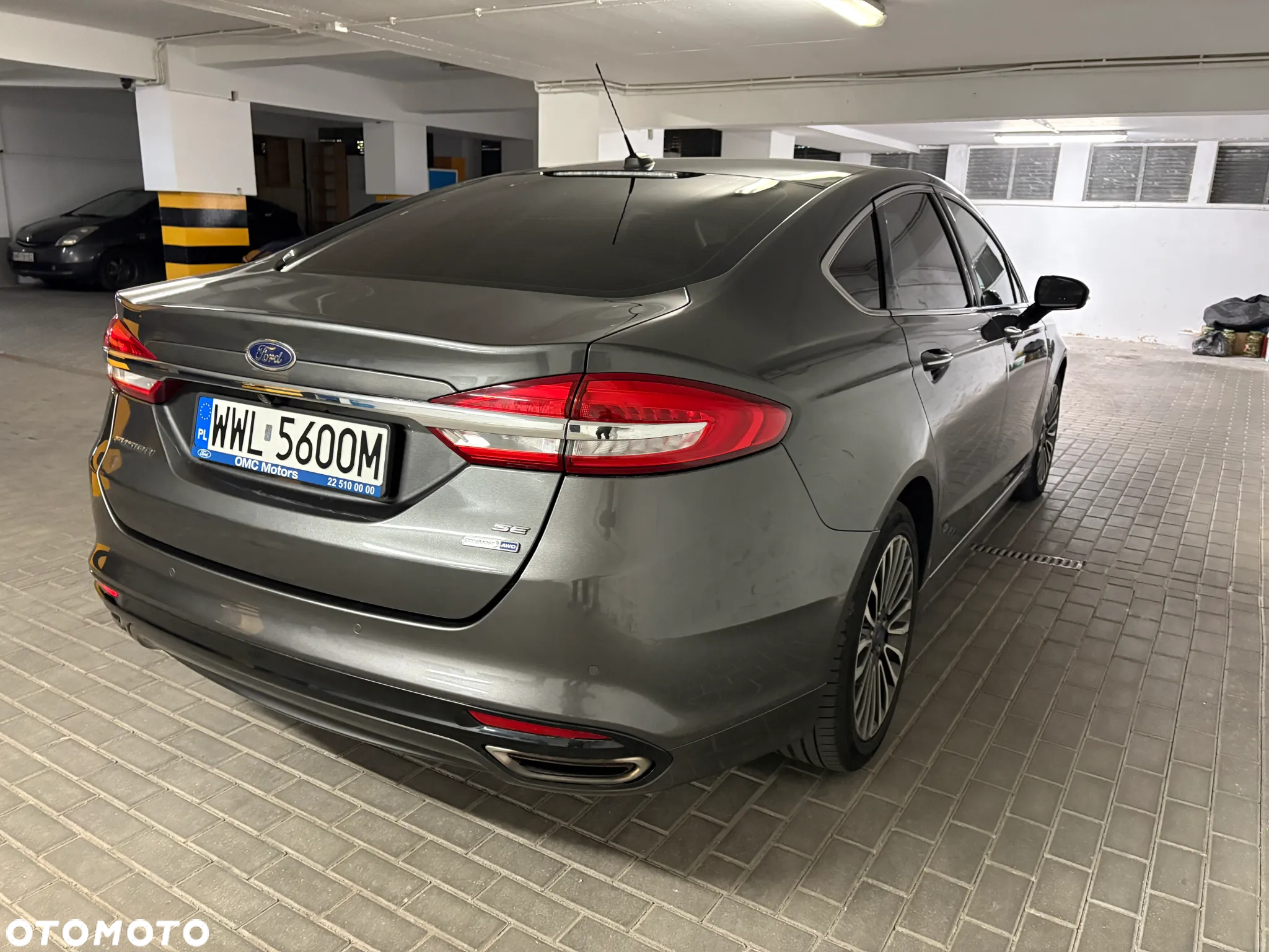 Ford Fusion 2.0 EcoBoost Titanium - 4