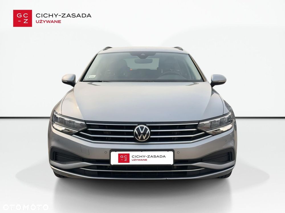 Volkswagen Passat 2.0 TDI EVO Business DSG - 9