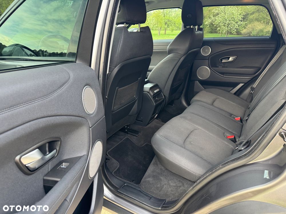 Land Rover Range Rover Evoque - 11