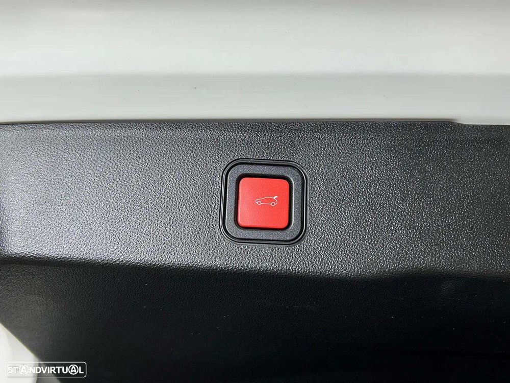 Jeep Avenger 1.2 GSE T3 Summit - 46