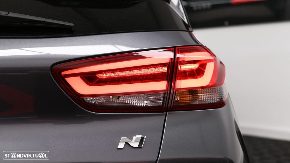 Hyundai i30 N 2.0 T-GDi Performance Pack - 33