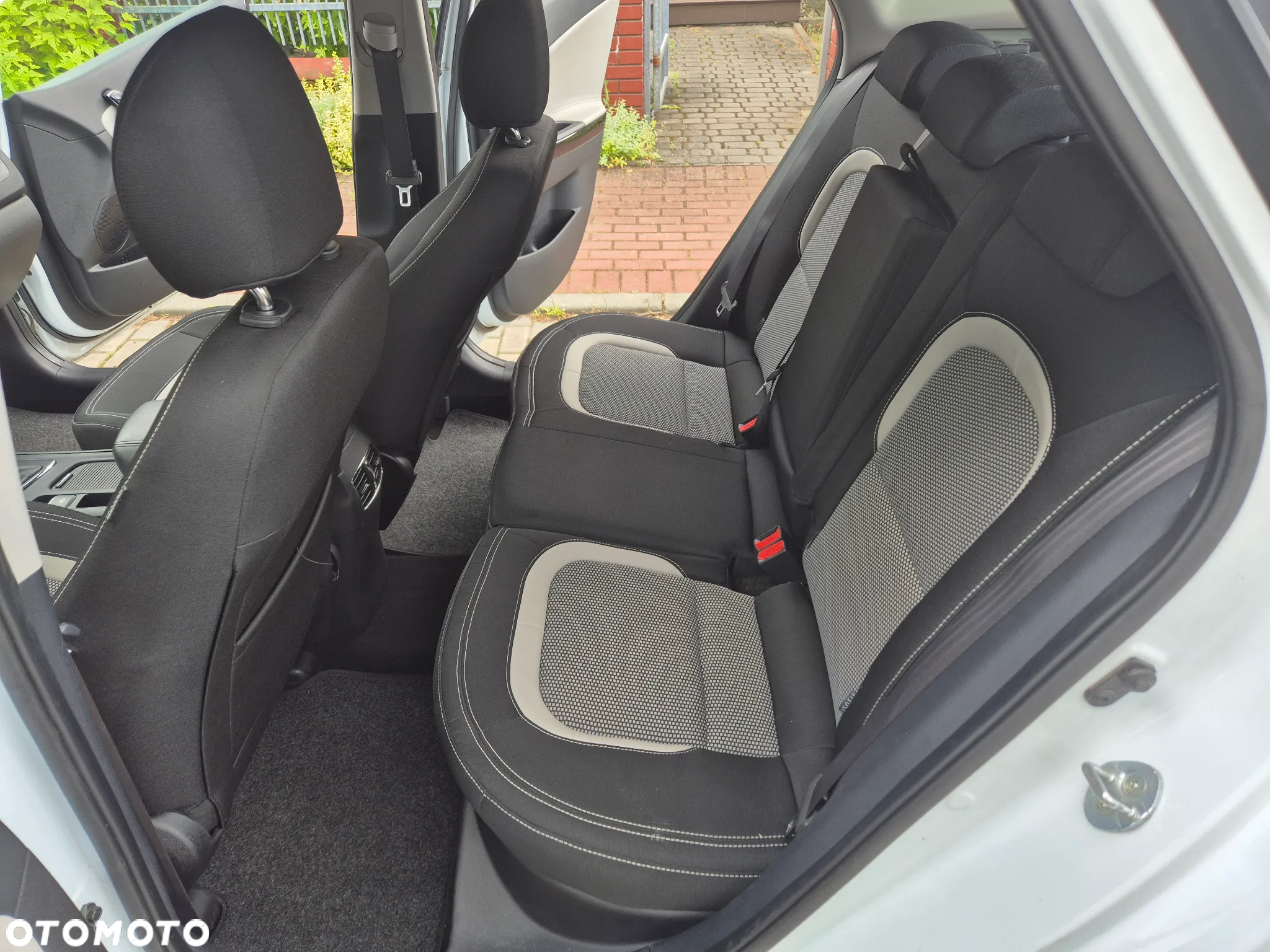 Kia Ceed - 6