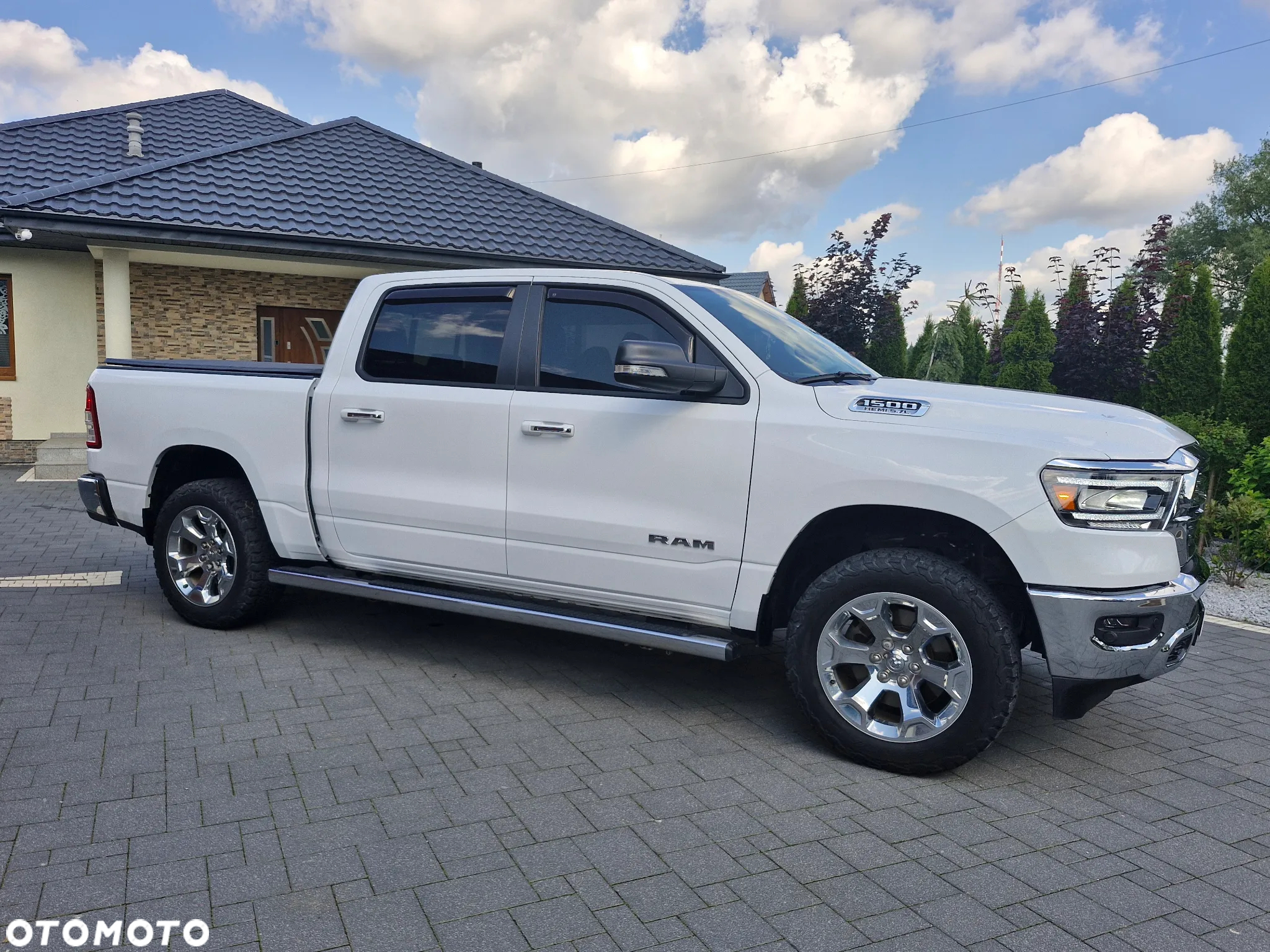 Dodge RAM 1500 5.7 4x4 - 4