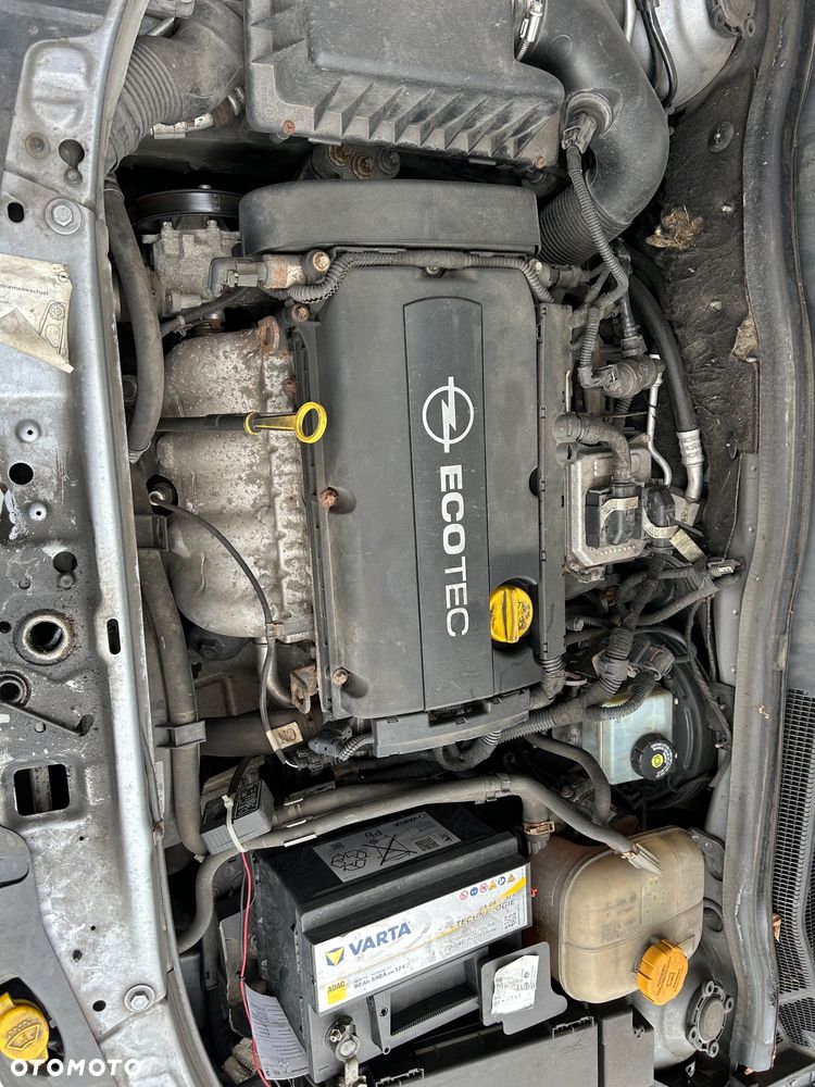 Opel Astra 1.6 Easytronic - 8