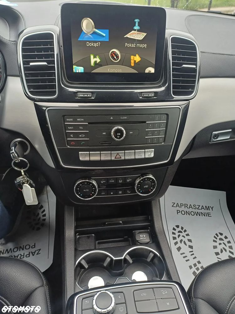 Mercedes-Benz GLE - 12