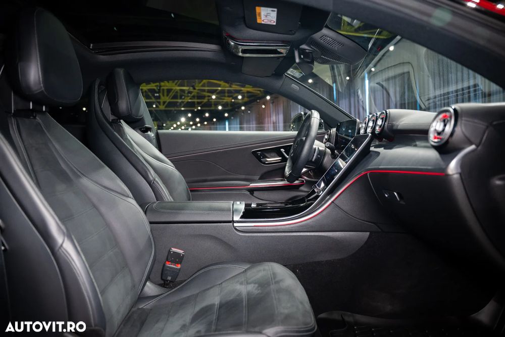 Mercedes-Benz CLE 300 4MATIC Aut. MHEV - 32