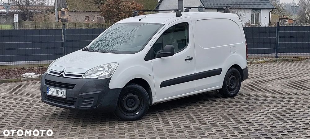 Citroën BERLINGO - 23