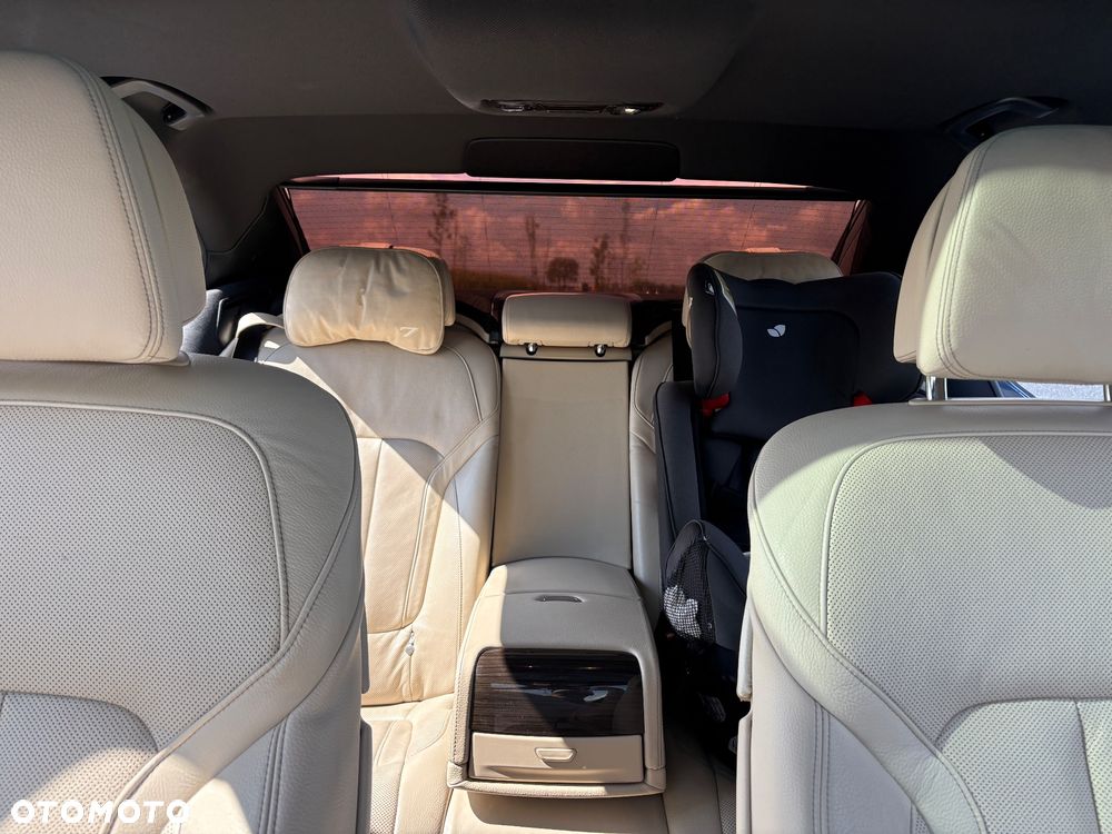 BMW Seria 7 730d - 4