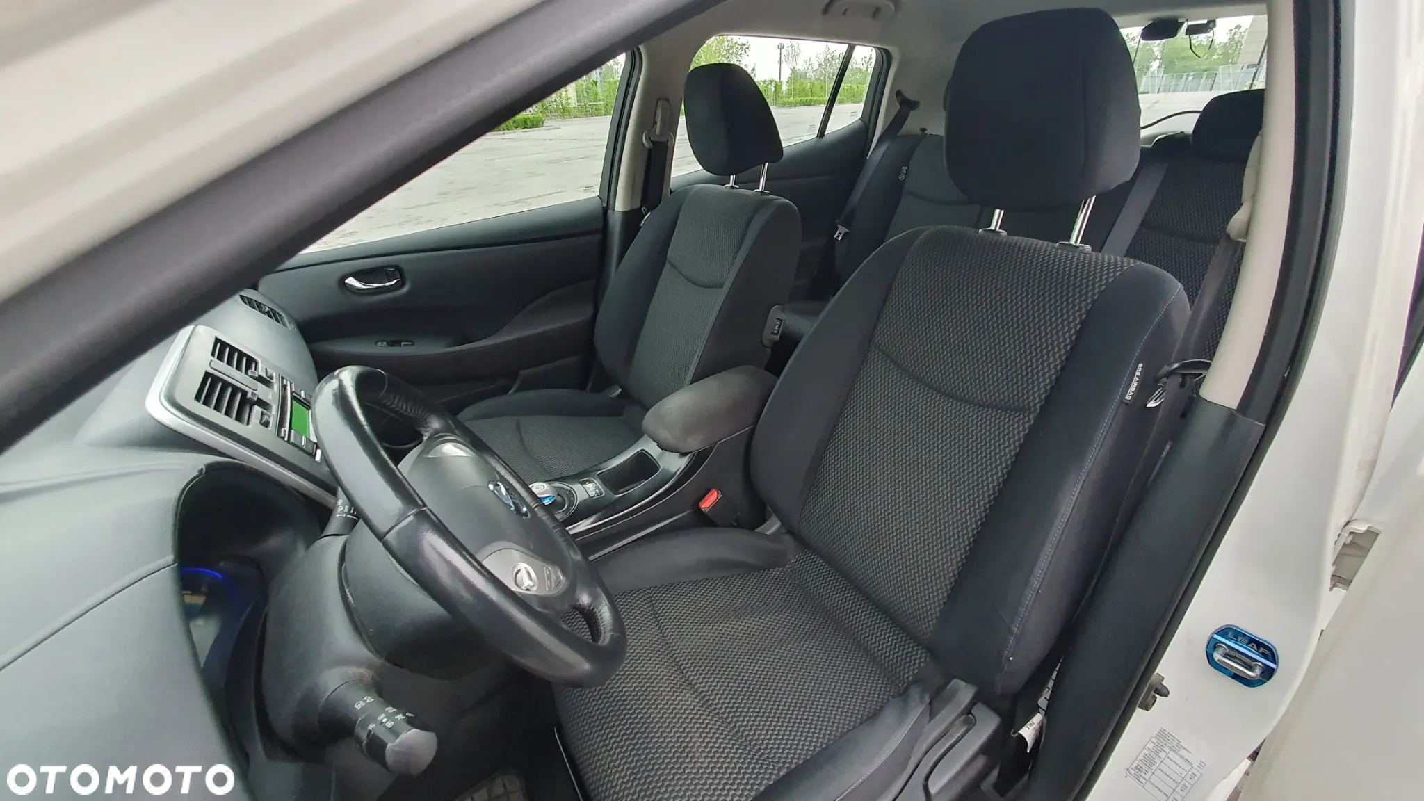 Nissan Leaf 30kWh Visia - 25