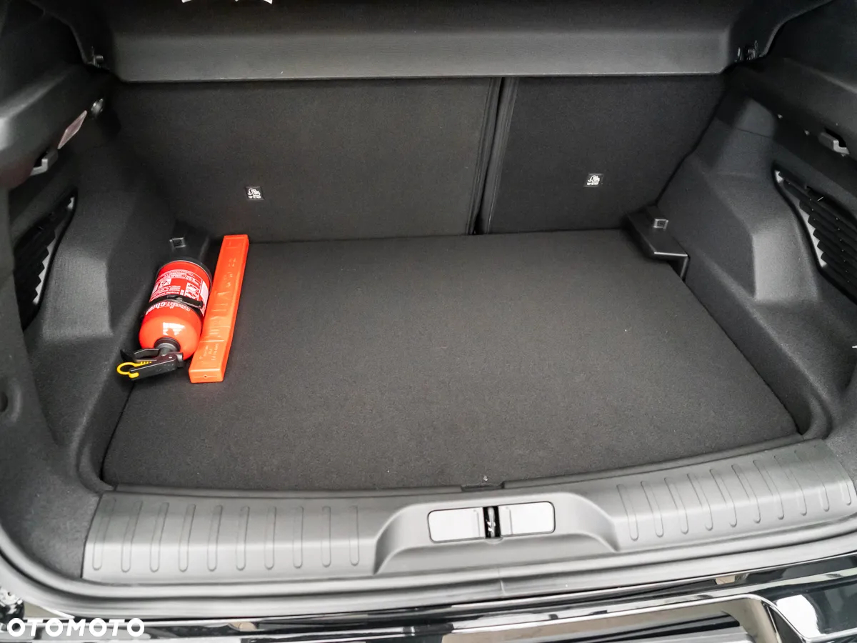 Alfa Romeo Junior 1.2 mHEV Ibrida eDCT - 18